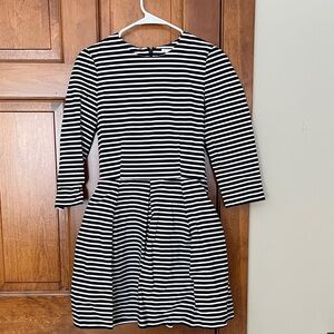 GAP navy and White Striped Long Sleeve Dress with pockets a-line